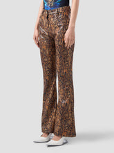 Pantaloni con stampa pitone