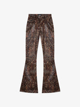 Pantaloni con stampa pitone
