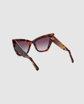 GD0026 Cat-eye sunglasses - Archive | GCDS